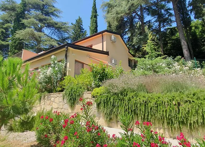 Fiesa Residence
